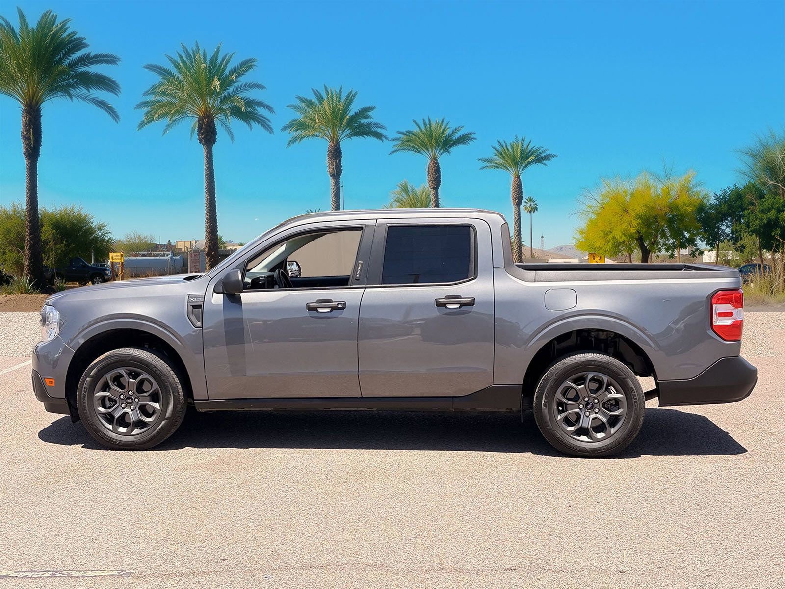 Certified 2022 Ford Maverick XLT w/ Equipment Group 300A Standard AWD/4WD image 2