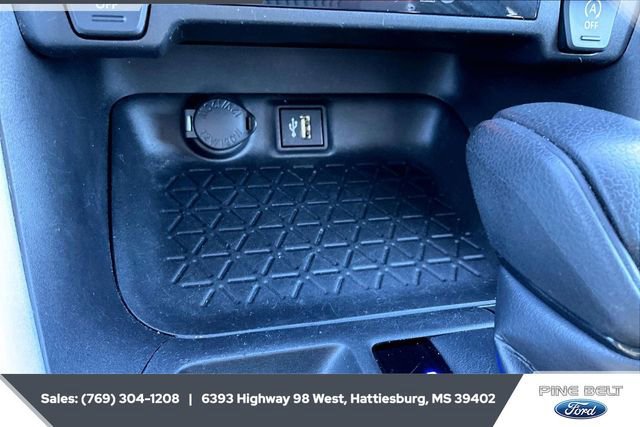 Used 2024 Toyota RAV4 LE image 22