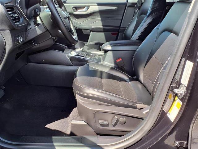 Certified 2022 Ford Escape SEL image 13
