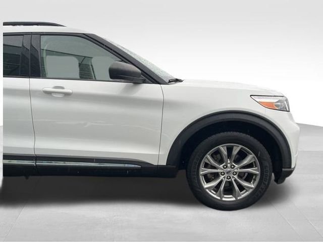 Certified 2020 Ford Explorer XLT w/ Equipment Group 202A image 54