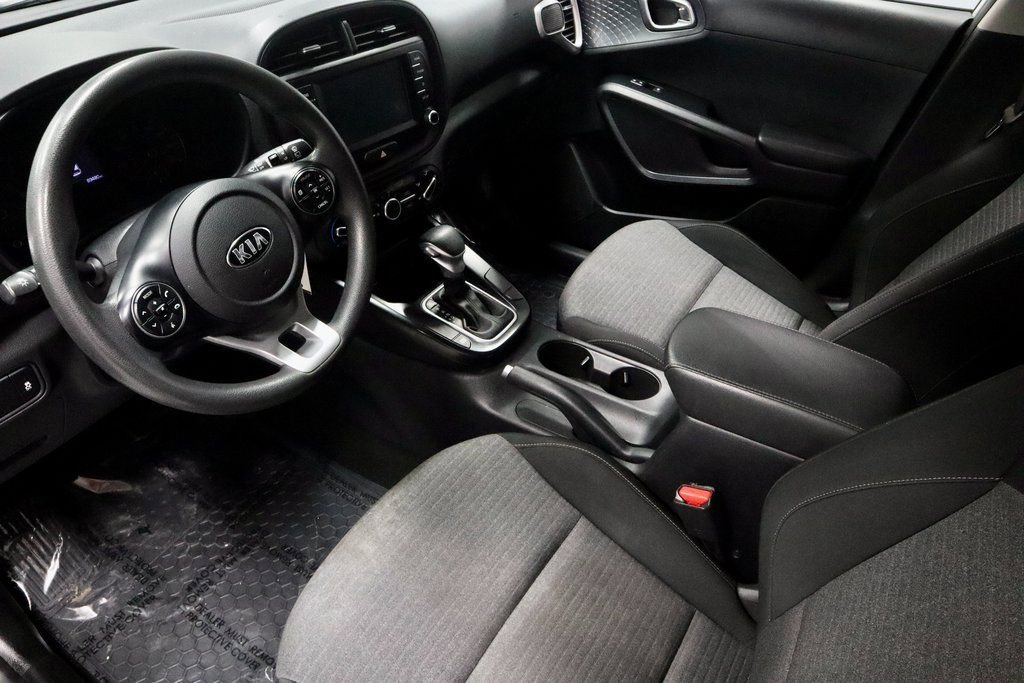 Used 2021 Kia Soul S image 22