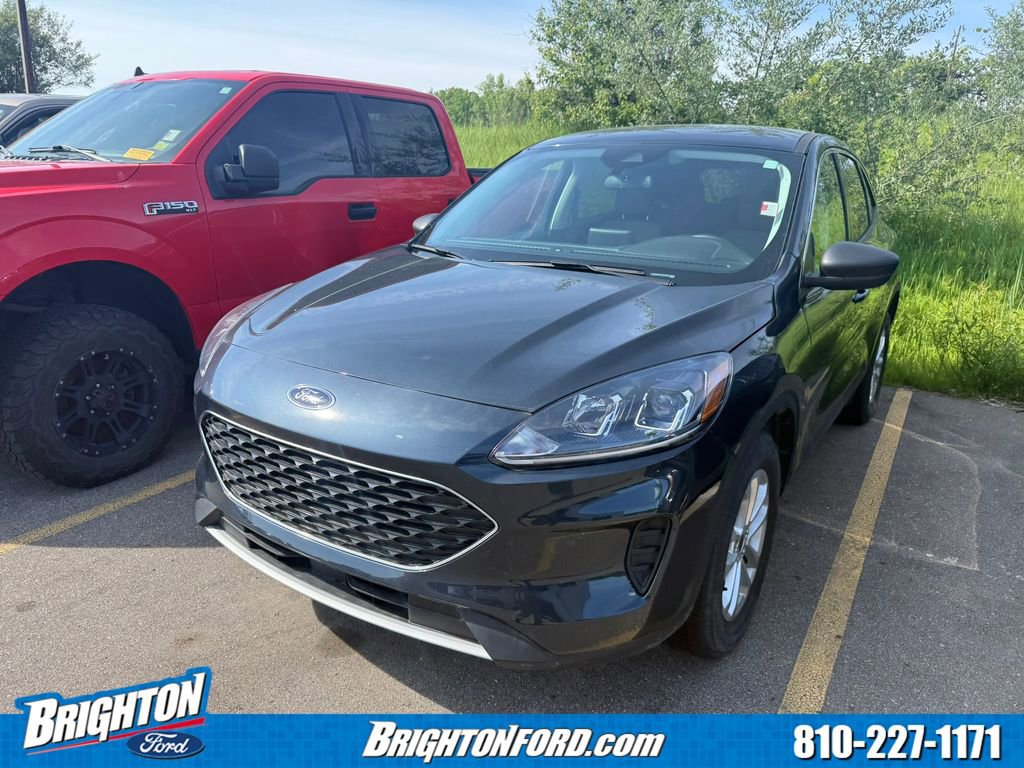 Certified 2022 Ford Escape SE w/ Convenience Package AWD/4WD image 3