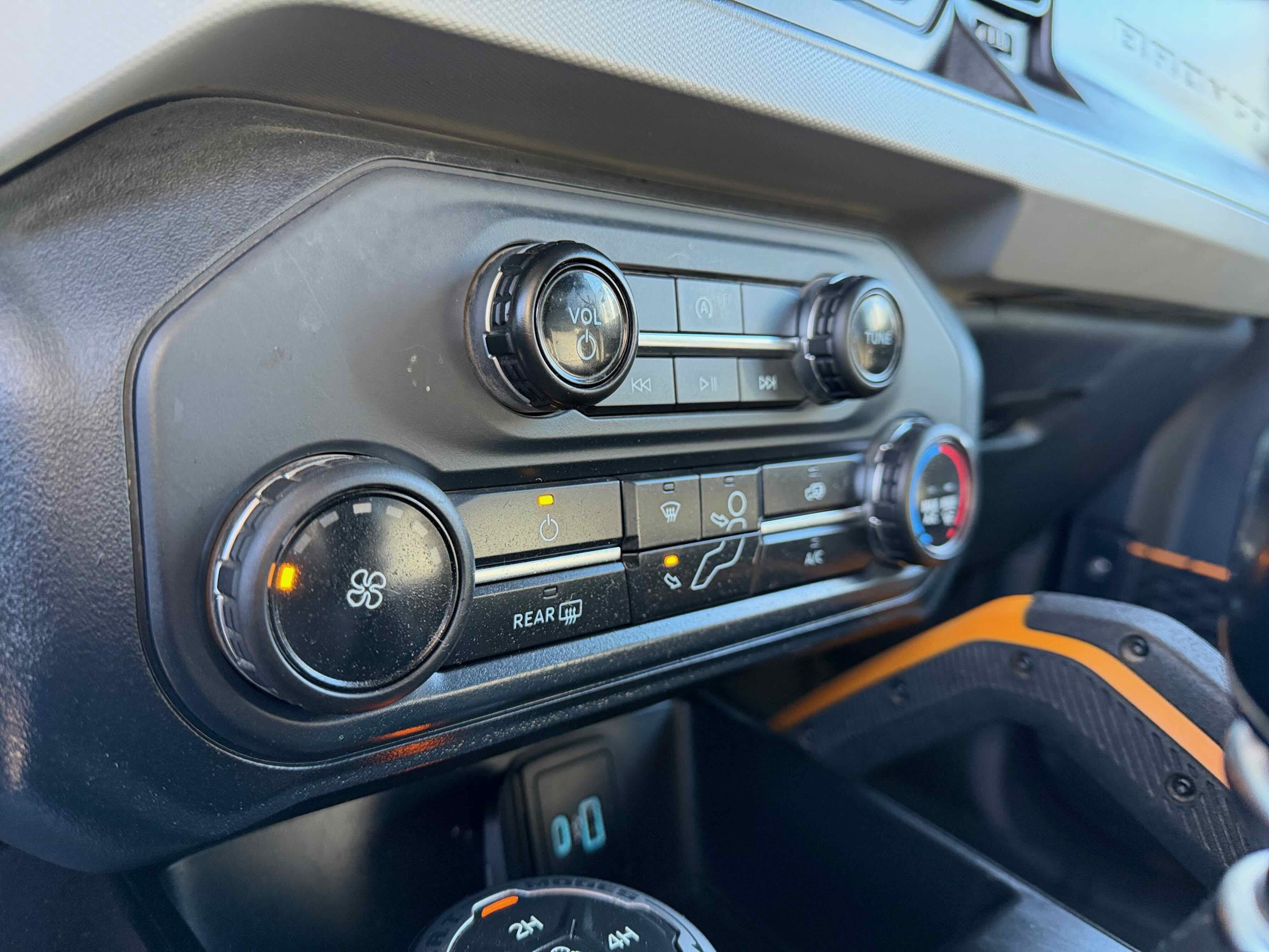 Certified 2022 Ford Bronco Badlands w/ Sasquatch Package image 24