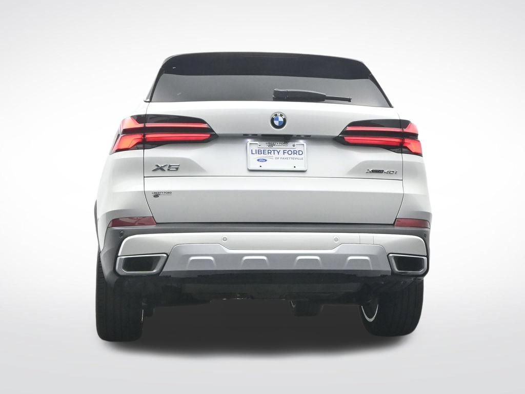 Used 2025 BMW X5 xDrive40i AWD/4WD image 38