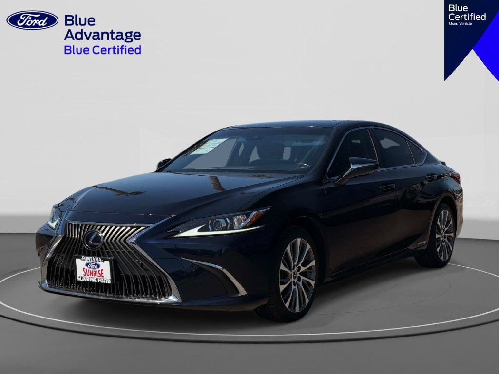 Used 2019 Lexus ES 300h w/ Premium Package