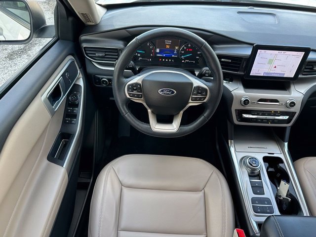 Certified 2023 Ford Explorer XLT w/ Equipment Group 202A RWD image 12