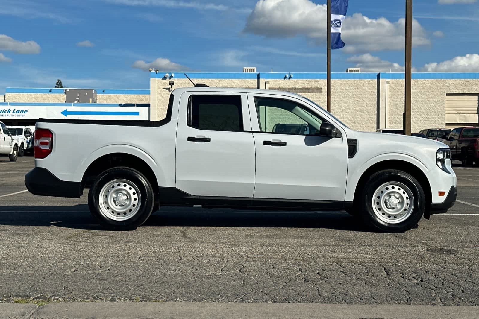 Certified 2025 Ford Maverick XL image 6