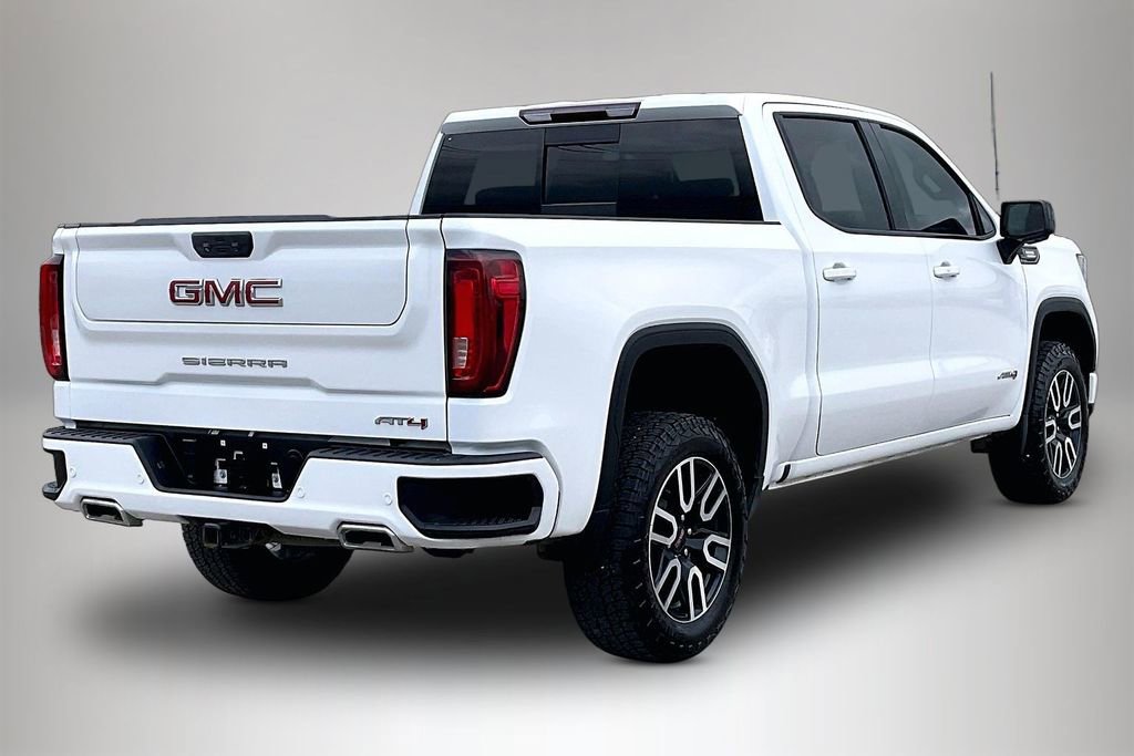 Used 2023 GMC Sierra 1500 AT4 w/ AT4 Preferred Package AWD/4WD image 5