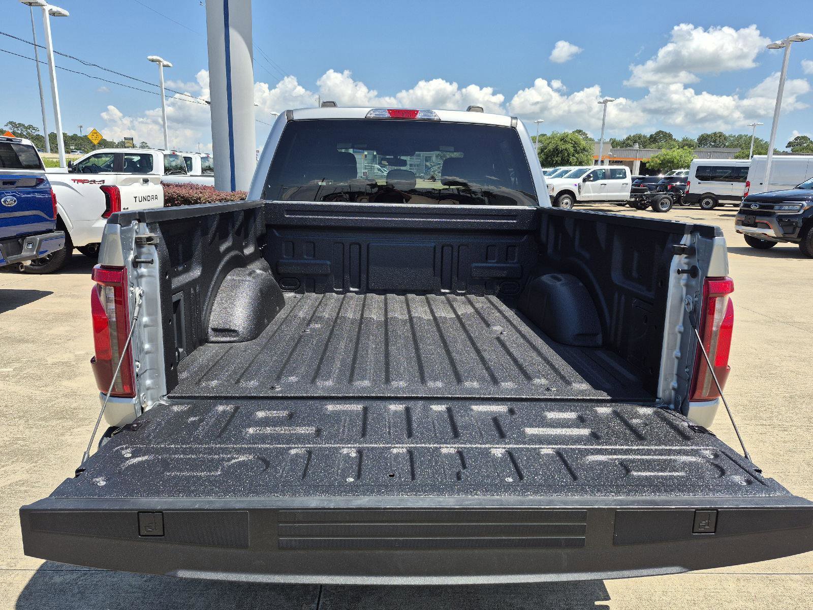 Certified 2024 Ford F150 XLT w/ Mobile Office Package RWD image 11