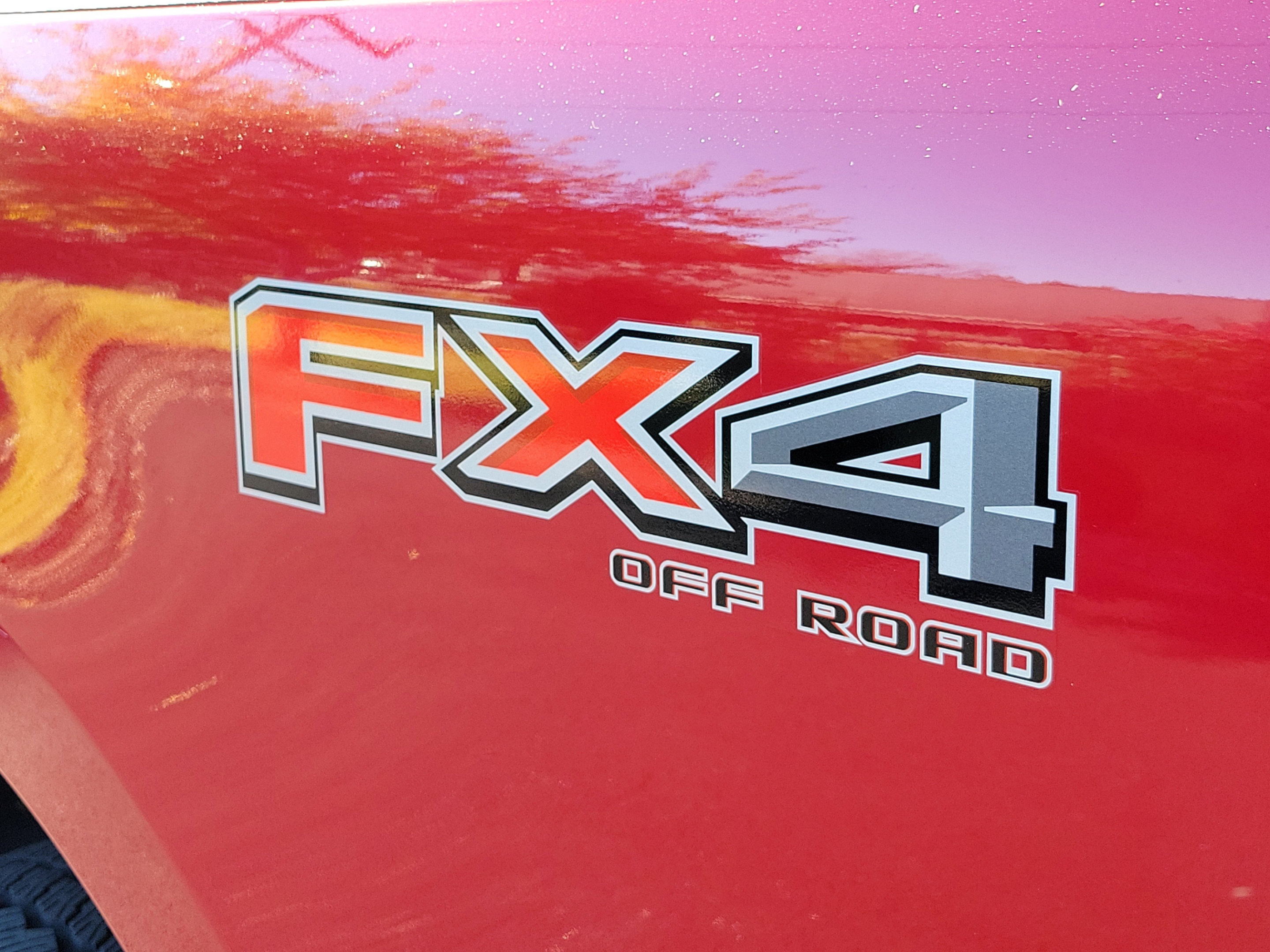 Certified 2024 Ford F350 Platinum AWD/4WD image 32