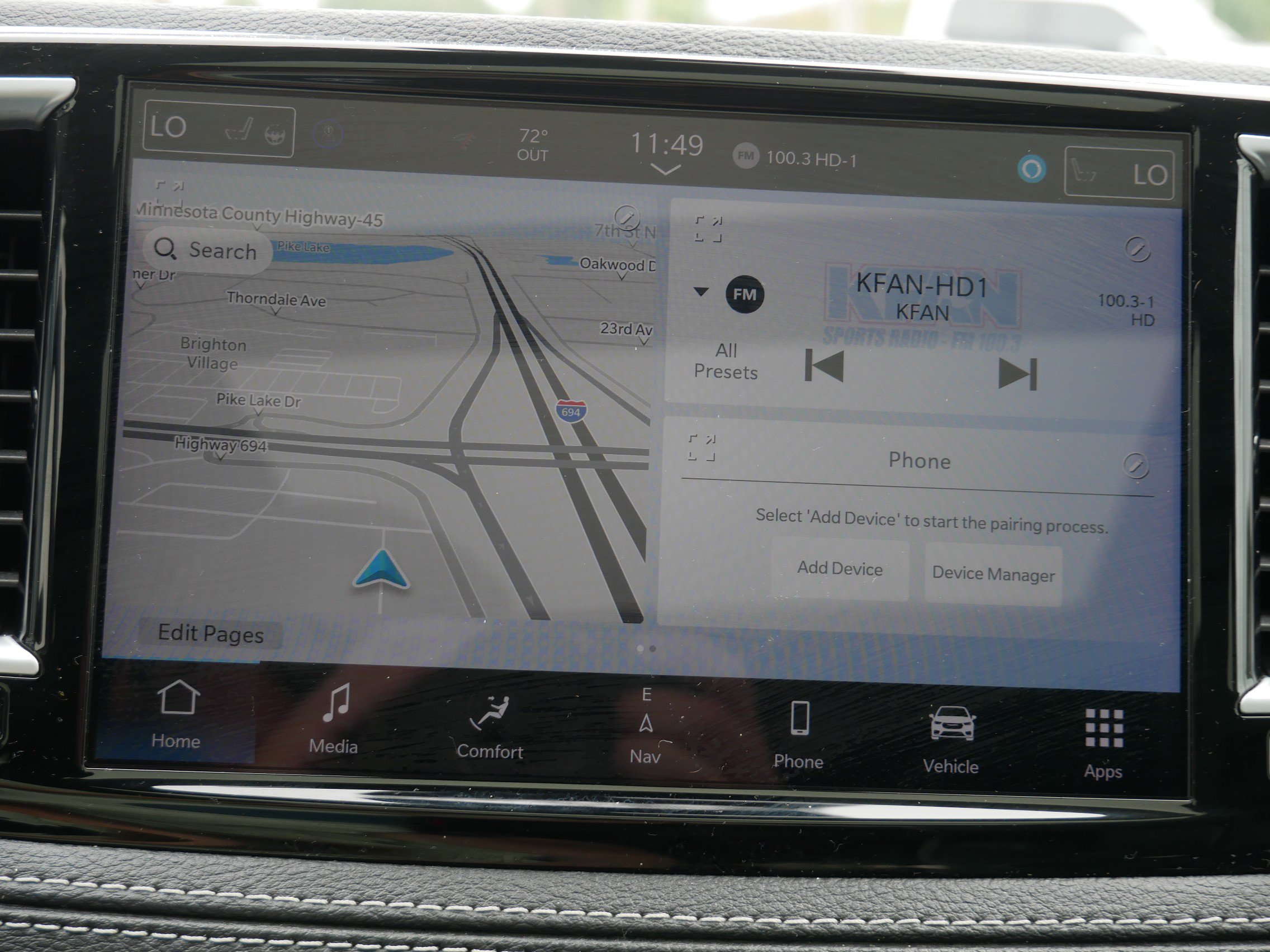 Used 2025 Chrysler Pacifica Limited FWD image 13