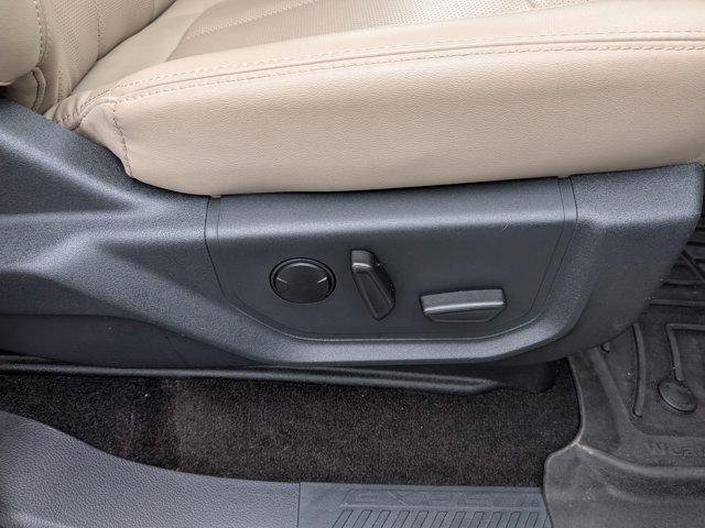 Certified 2022 Ford Expedition Max XLT image 38