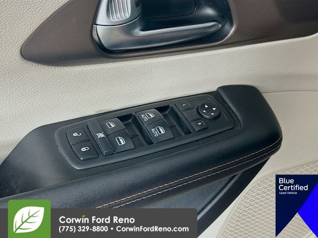 Used 2019 Chrysler Pacifica Touring-L FWD image 20