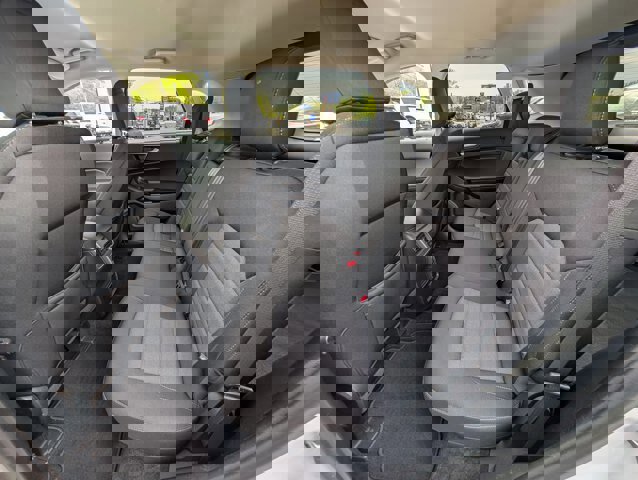 Certified 2020 Ford Edge SE FWD image 13