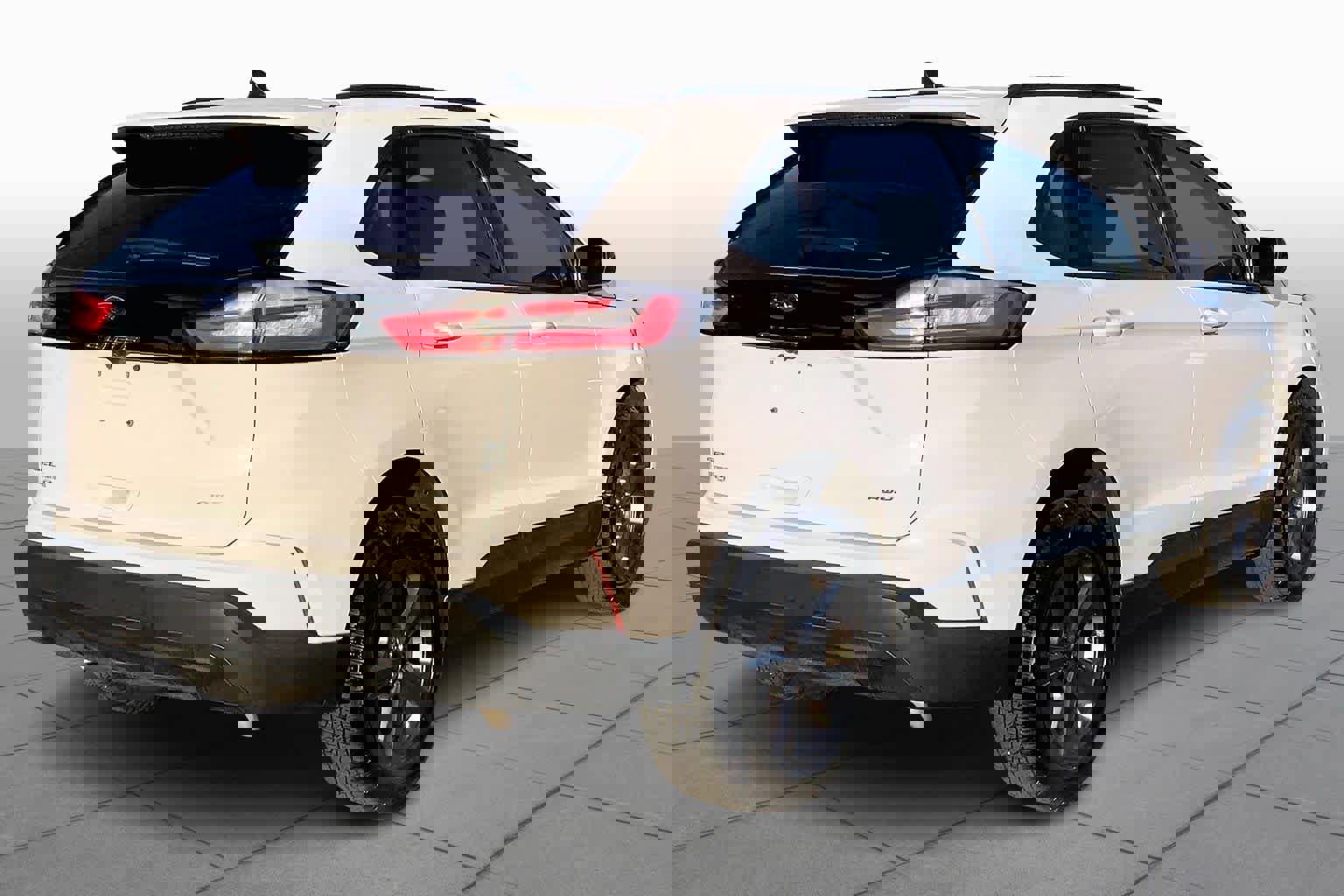 Certified 2024 Ford Edge SEL w/ Sport Appearance Package image 3