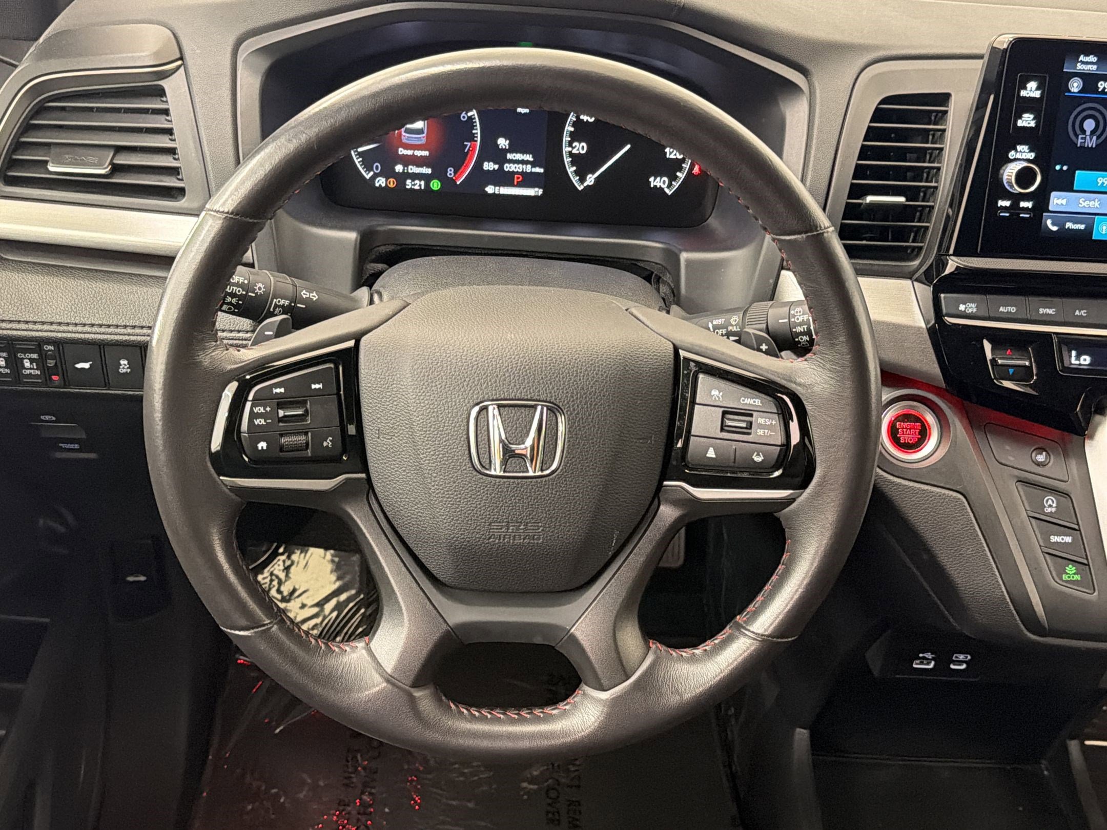 Used 2025 Honda Odyssey Sport-L image 16