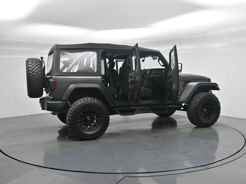 Used 2018 Jeep Wrangler Unlimited Sport image 3