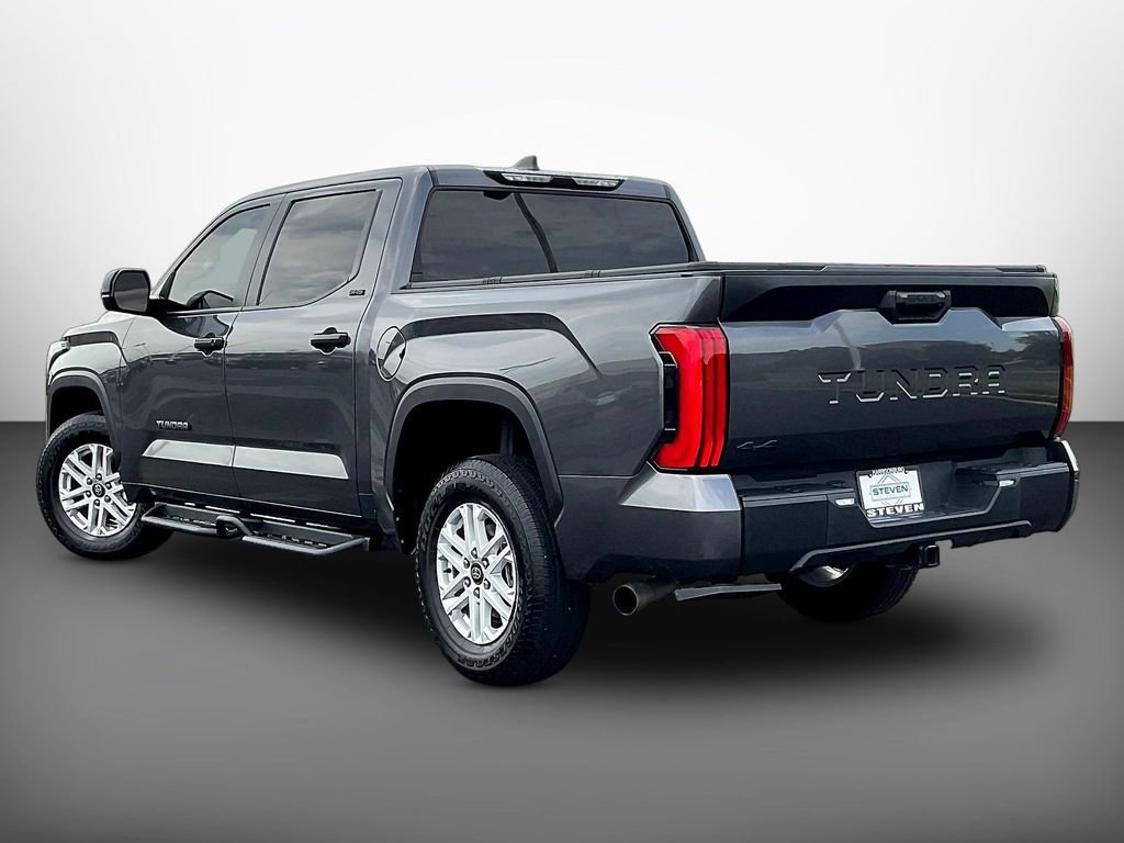 Used 2025 Toyota Tundra SR5 AWD/4WD image 4