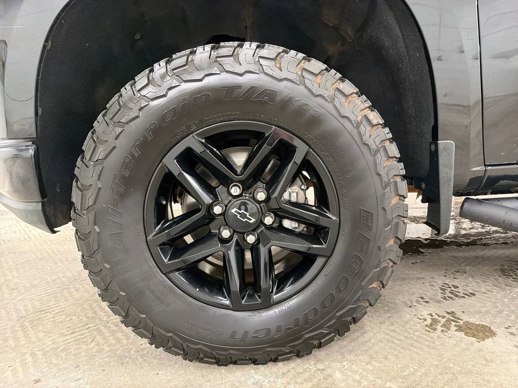 Used 2021 Chevrolet Silverado 1500 LT Trail Boss w/ Bed Protection Package AWD/4WD image 13