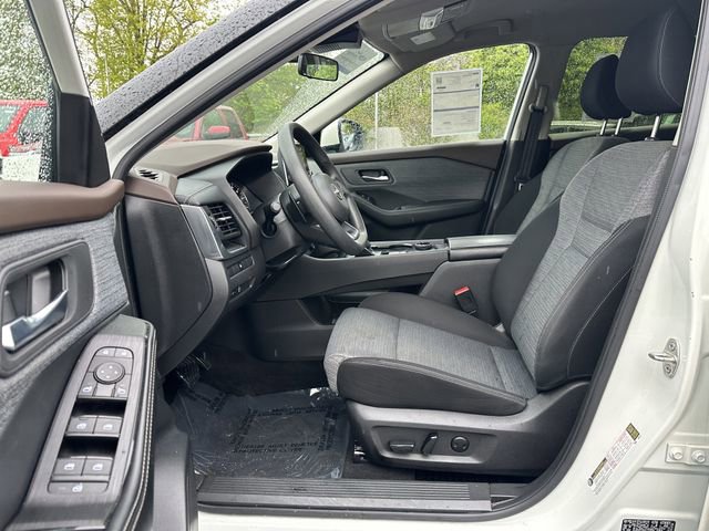 Used 2023 Nissan Rogue SV AWD/4WD image 20