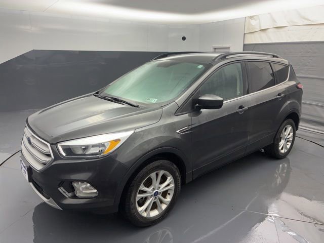 Certified 2018 Ford Escape SE AWD/4WD image 1