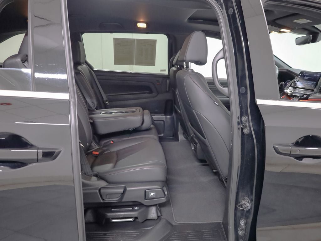 Used 2025 Honda Odyssey Sport-L image 27