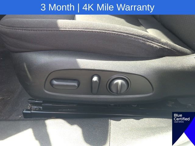 Used 2023 Chevrolet Malibu LT FWD image 24