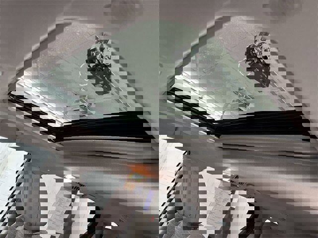 Used 2022 Toyota Sienna LE image 12