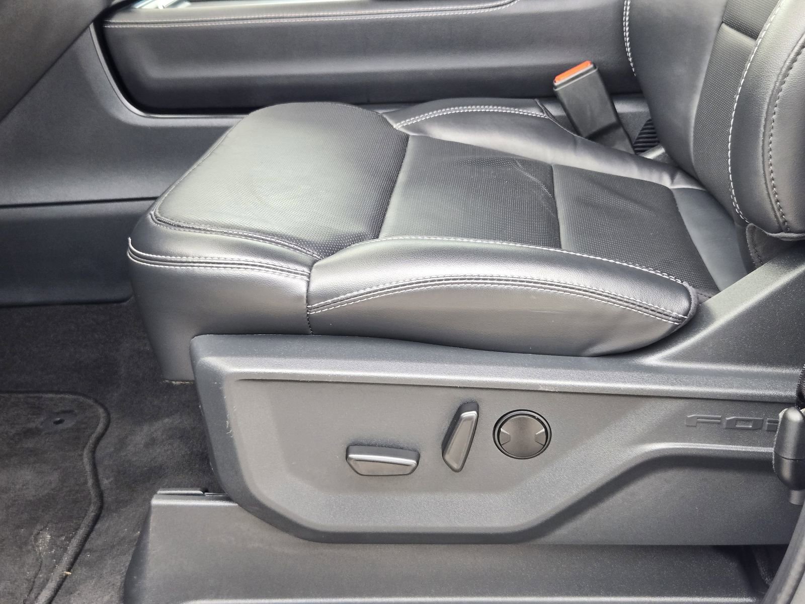 Certified 2025 Ford Expedition Max Platinum AWD/4WD image 28