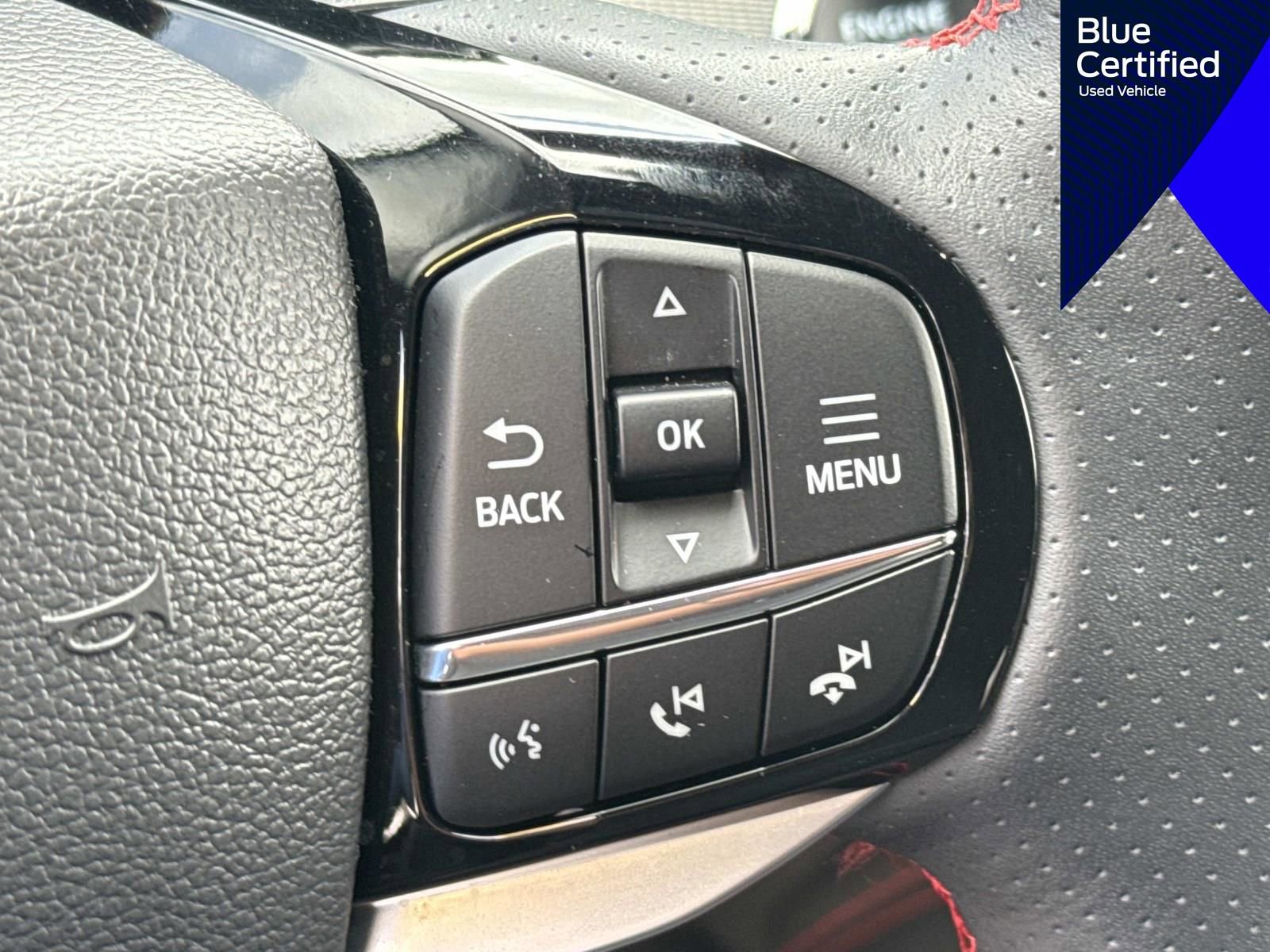 Certified 2025 Ford Explorer ST-Line AWD/4WD image 31