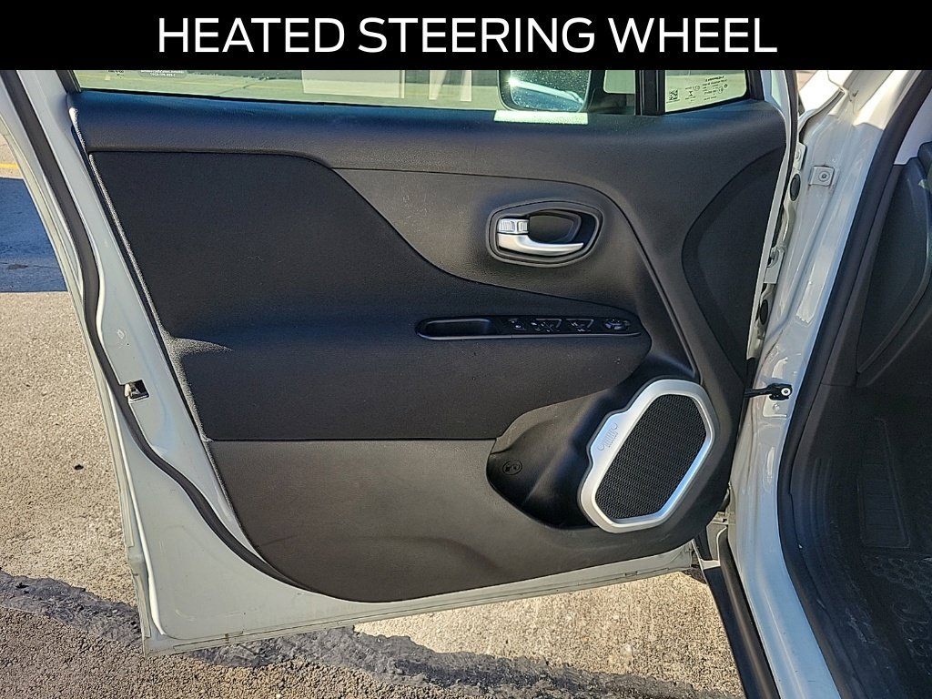 Used 2019 Jeep Renegade Latitude w/ Cold Weather Group AWD/4WD image 19
