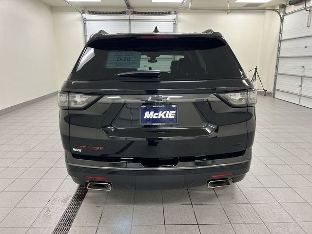 Used 2021 Chevrolet Traverse Premier image 2