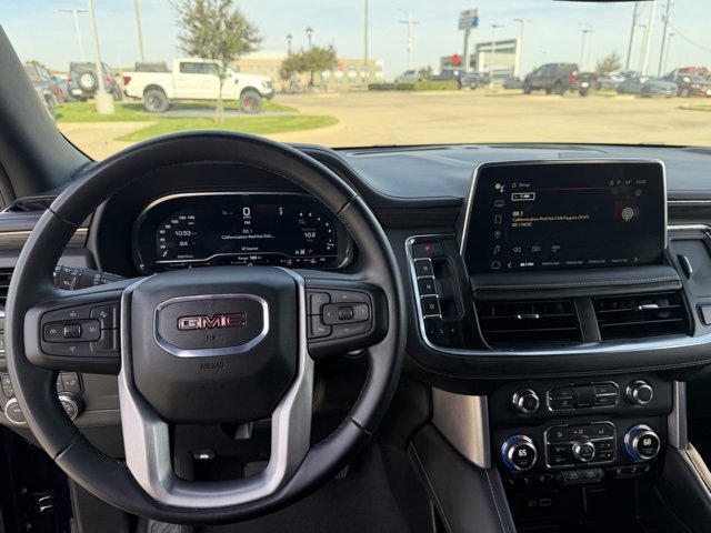 Used 2024 GMC Yukon SLT image 13