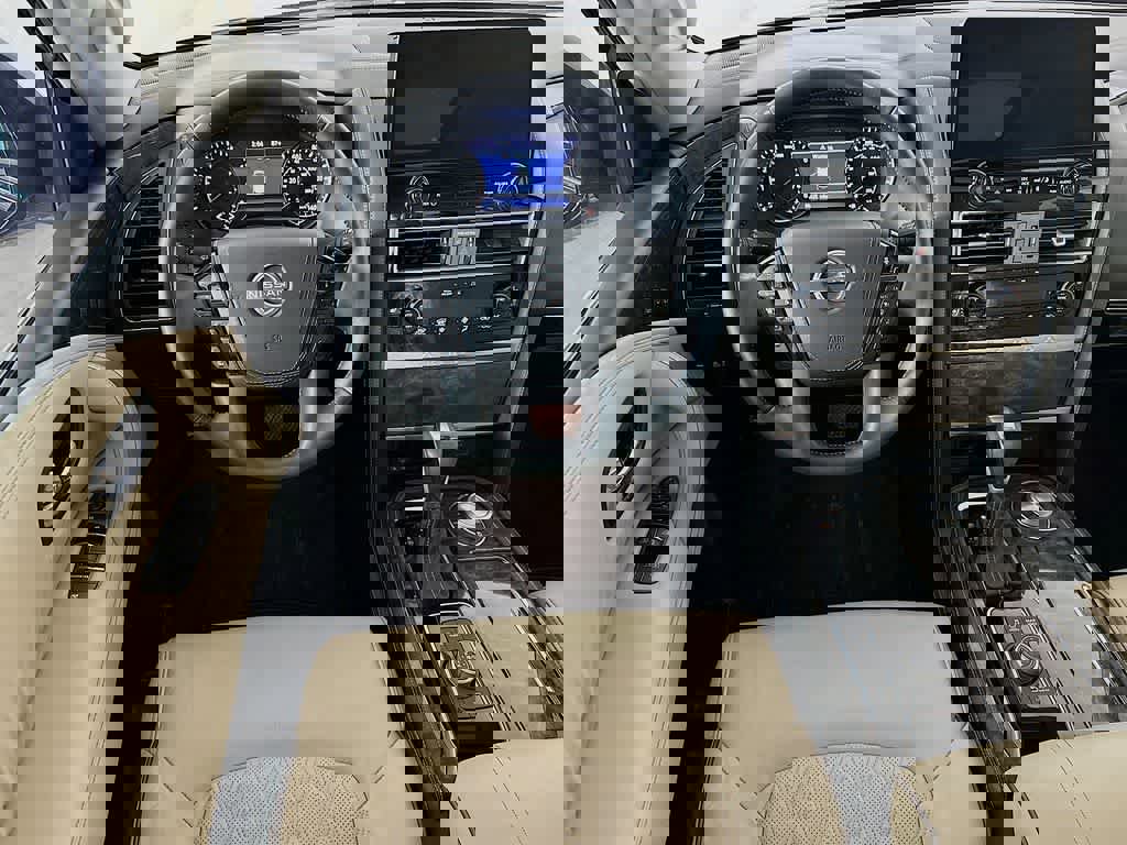 Used 2022 Nissan Armada Platinum image 13