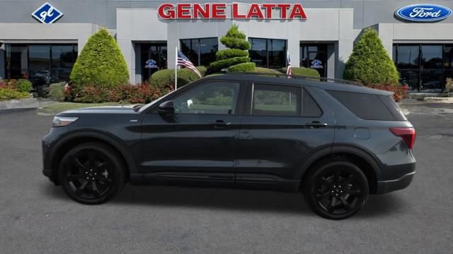 Certified 2022 Ford Explorer ST-Line w/ Class IV Trailer Tow Package image 2