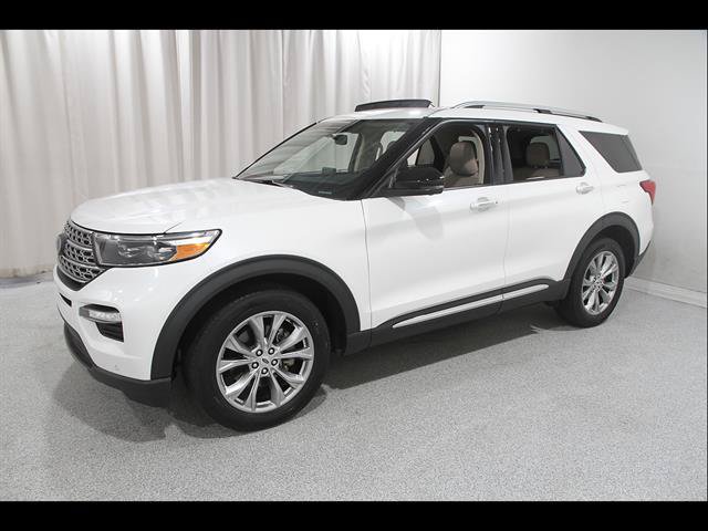 Certified 2023 Ford Explorer Limited w/ Limited Technology Package AWD/4WD image 3