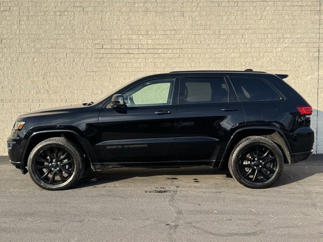 Used 2020 Jeep Grand Cherokee Altitude image 8