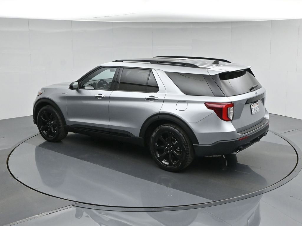 Certified 2023 Ford Explorer ST-Line w/ Class IV Trailer Tow Package RWD image 46