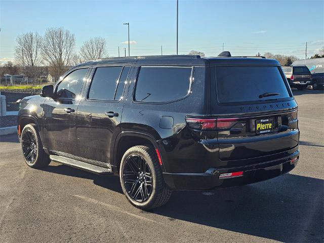 Used 2024 Jeep Wagoneer Series II image 3