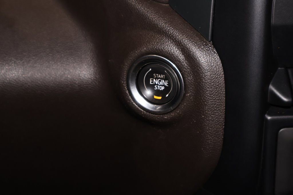 Used 2019 Chevrolet Silverado 1500 RST w/ All-Star Edition image 28