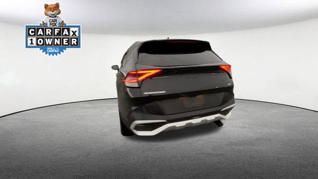 Used 2024 Kia Sportage EX image 8