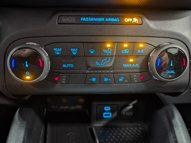 Certified 2022 Ford Bronco Sport Outer Banks w/ Tech Package AWD/4WD image 28