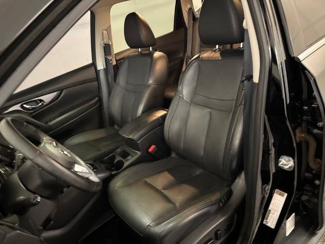 Used 2018 Nissan Rogue SL w/ Premium Package FWD image 18