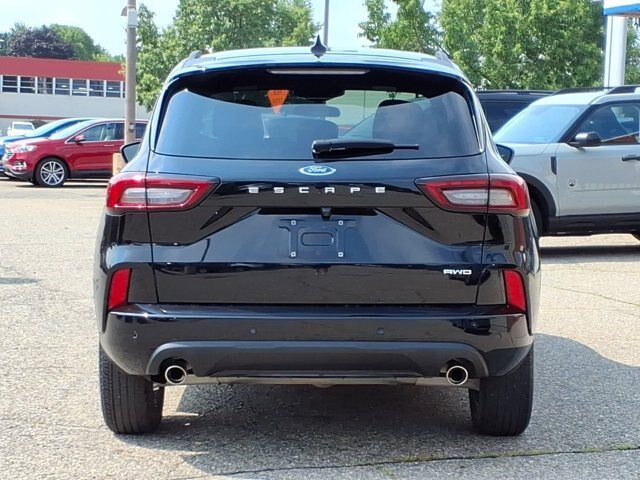 Certified 2024 Ford Escape ST-Line w/ Tech Pack #1 AWD/4WD image 19
