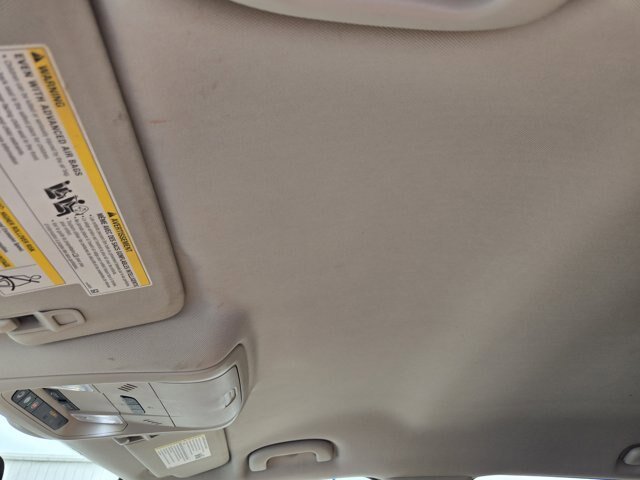 Used 2019 GMC Terrain SLT w/ Preferred Package FWD image 24