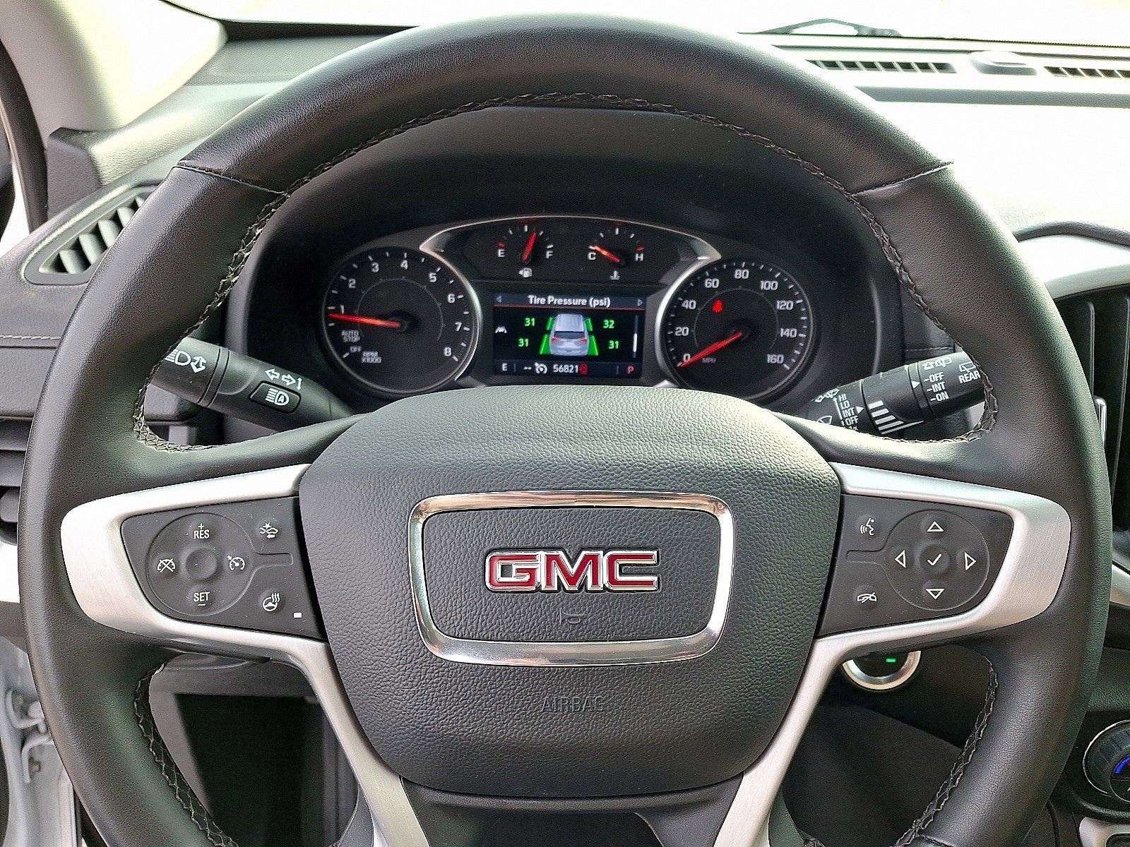 Used 2024 GMC Terrain SLT image 18