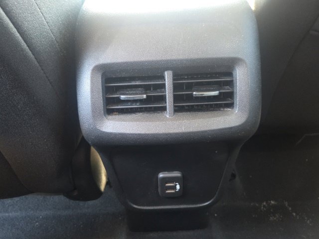 Used 2021 Chevrolet Equinox LT FWD image 16