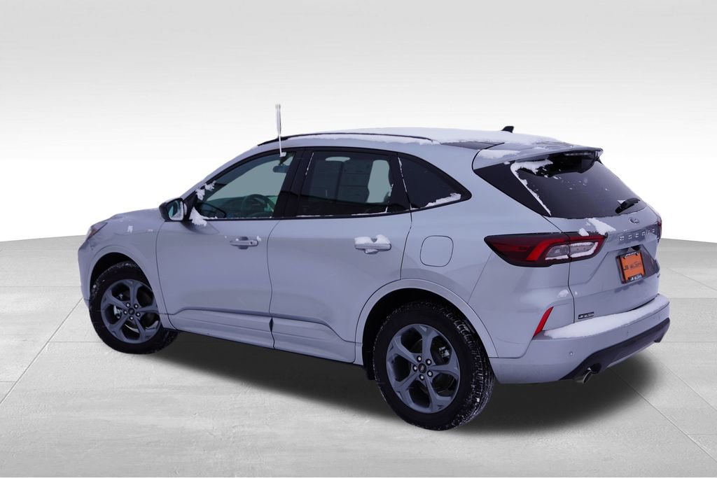 Certified 2023 Ford Escape ST-Line w/ Tech Pack #1 image 9