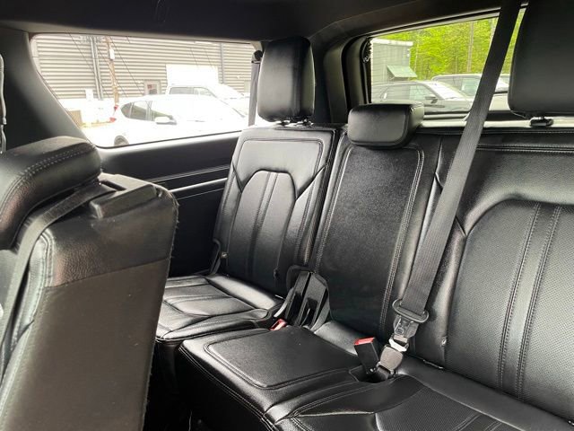 Certified 2019 Ford Expedition Max Limited w/ Equipment Group 302A AWD/4WD image 33
