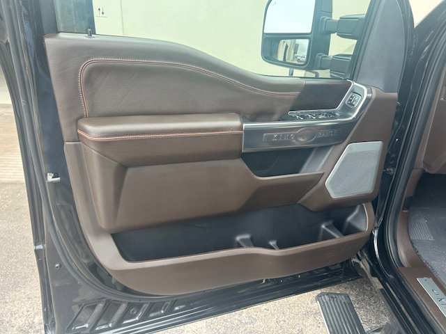 Certified 2023 Ford F250 King Ranch AWD/4WD image 13